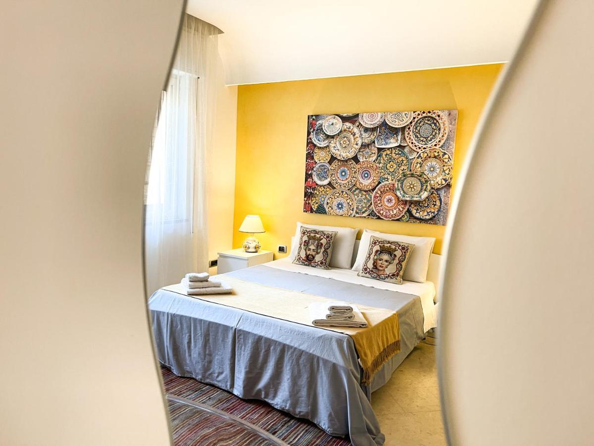 Al Politeama Rooms B&B Palermo Exteriér fotografie